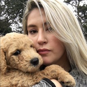 Meet your Posher, Christine